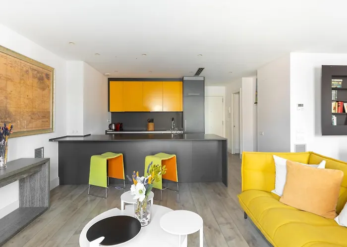 코스모 아파트먼트 파세이그 데 그라시아 아파트